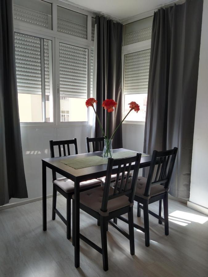 Amplio Estudio,Vista Mar Y Montana, A Pasos Del Centro Torremolinos Buitenkant foto