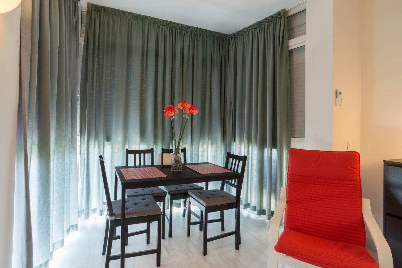 Amplio Estudio,Vista Mar Y Montana, A Pasos Del Centro Torremolinos Buitenkant foto